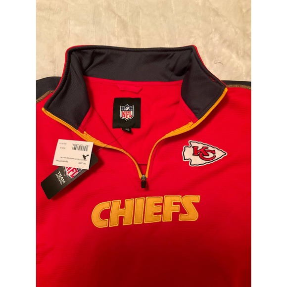 Kansas City Chiefs Official NFL Sweatshirt - Picture 5 of 6